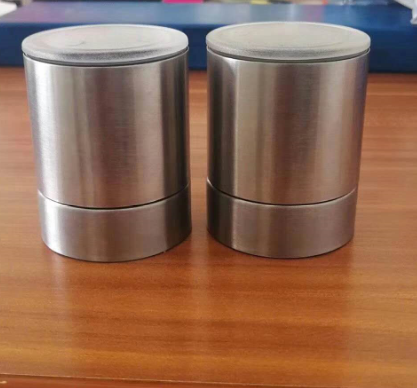 Straight 304 stainless steel grinder manual grinder straight lid straight bottle seasoning grinding manufacturer