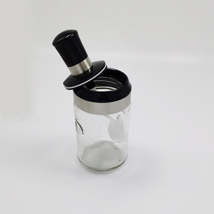 European style honey bottle with spoon cover integrated with spoon manufacturer wholesale