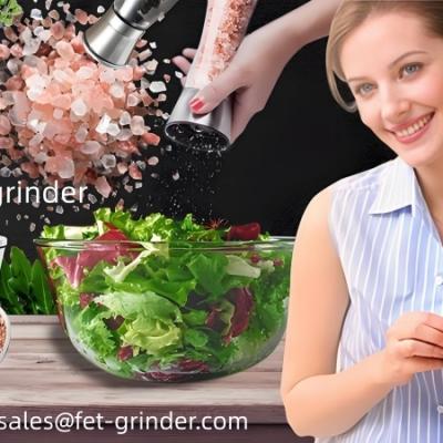 Wholesale Plastic Salt Shaker with Pepper Mill and Spoon Set